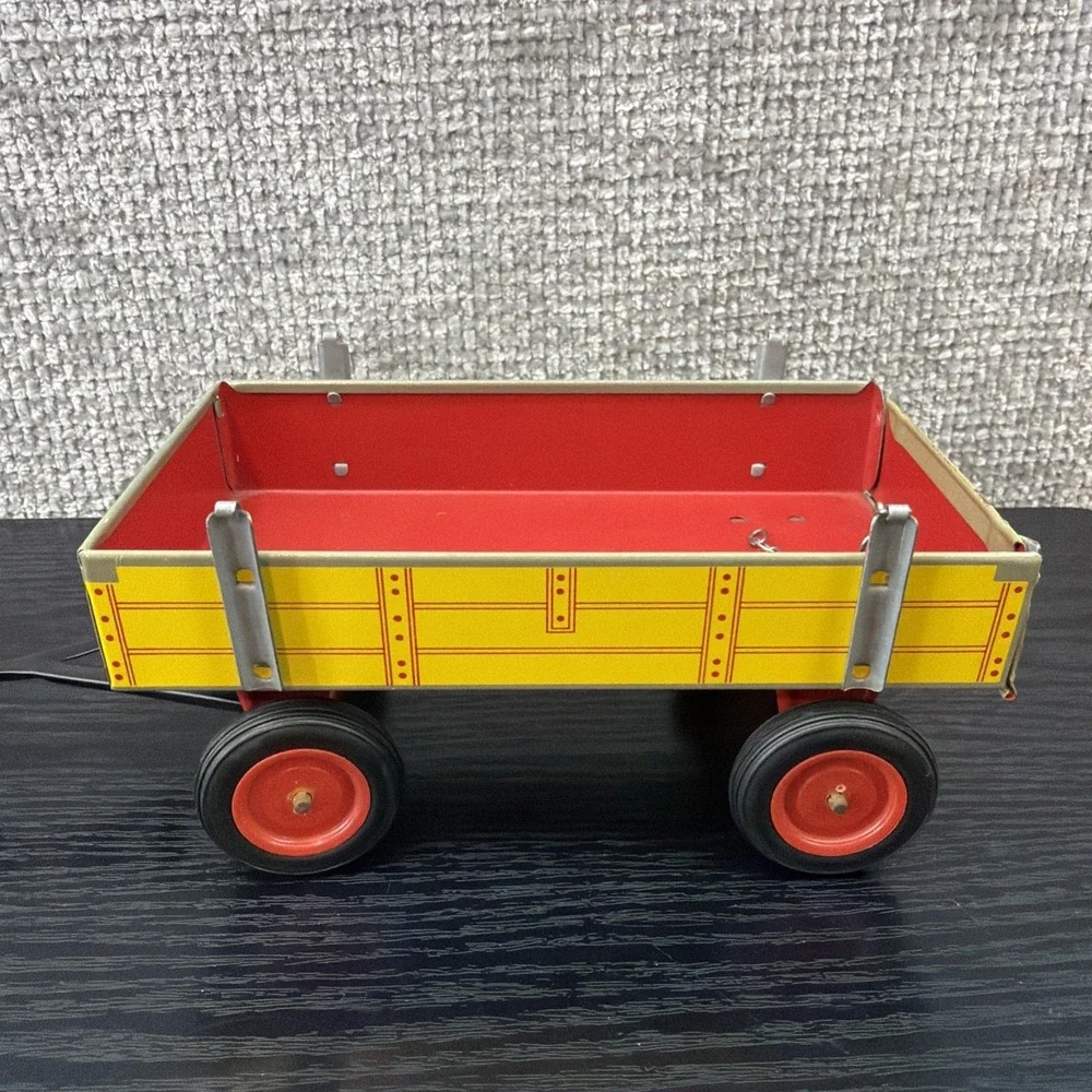 ZETOR Tin Windup Farm Tractor and trailer Kovap Czech Republic NO KEY‎ AS IS
